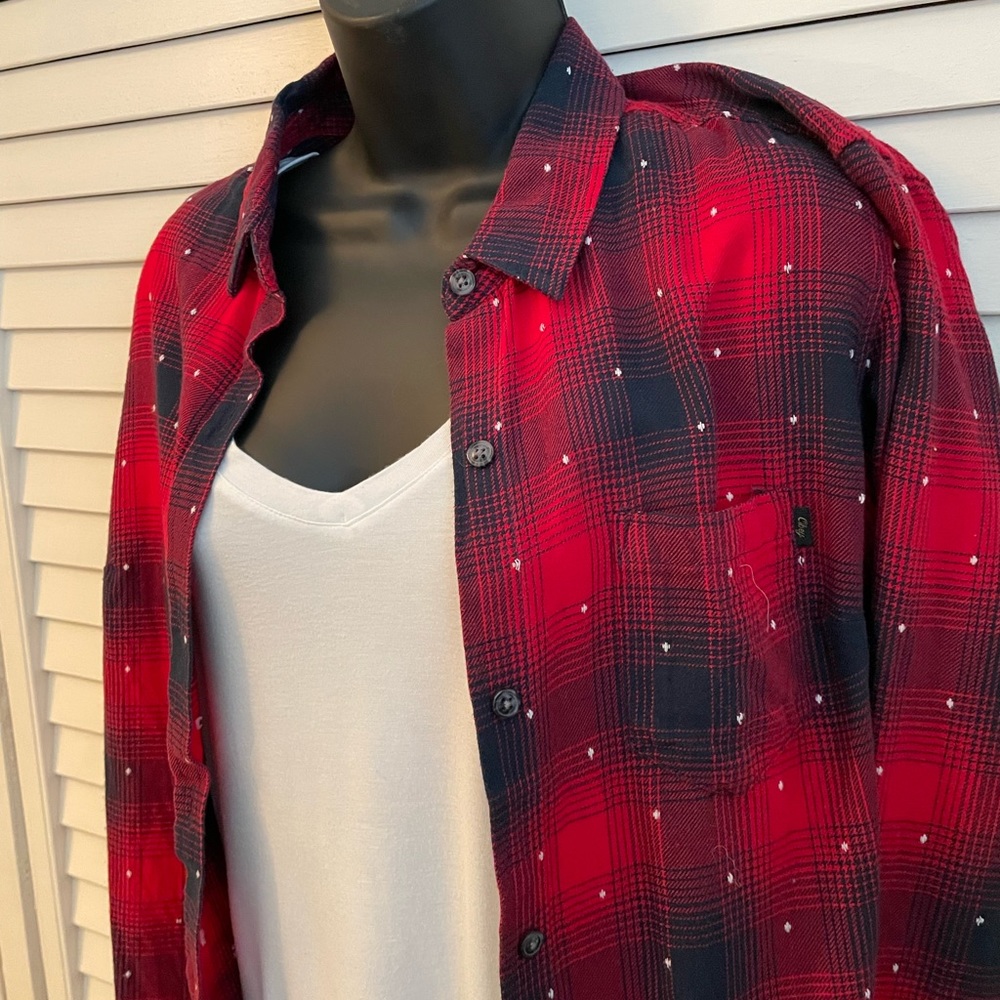 Obey Women’s flannel